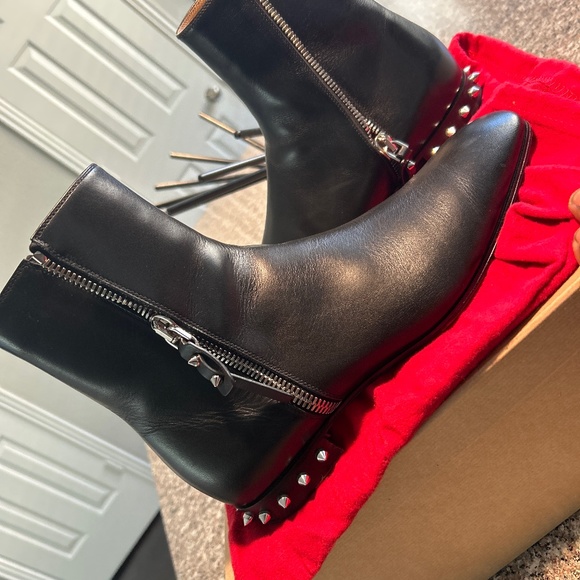Christian Louboutin Other - Christian Louboutin Samson flat